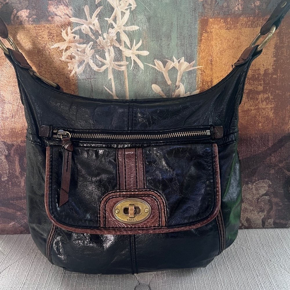Vintage Fossil Distressed Black Brown Leather bag